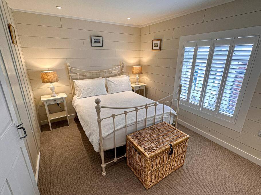 Stylish 3Br Cowes Cottage Close To The Waterfront Eksteriør billede
