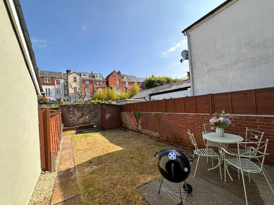 Stylish 3Br Cowes Cottage Close To The Waterfront Eksteriør billede